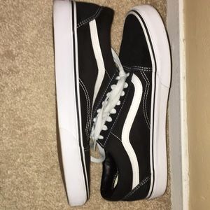 Old Skool Black Vans